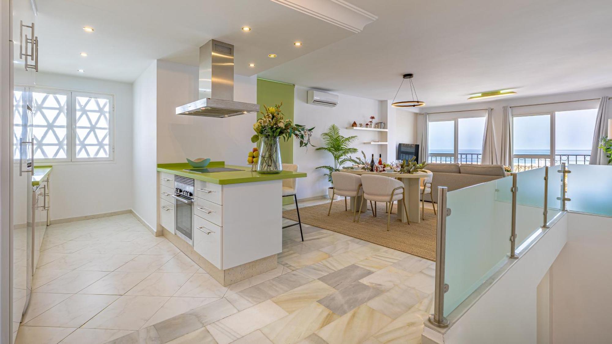 Vacation Marbella I Sea Views, 24-7 Security, Parking, Walk To Everything In Luxurious Puerto Banus Kültér fotó