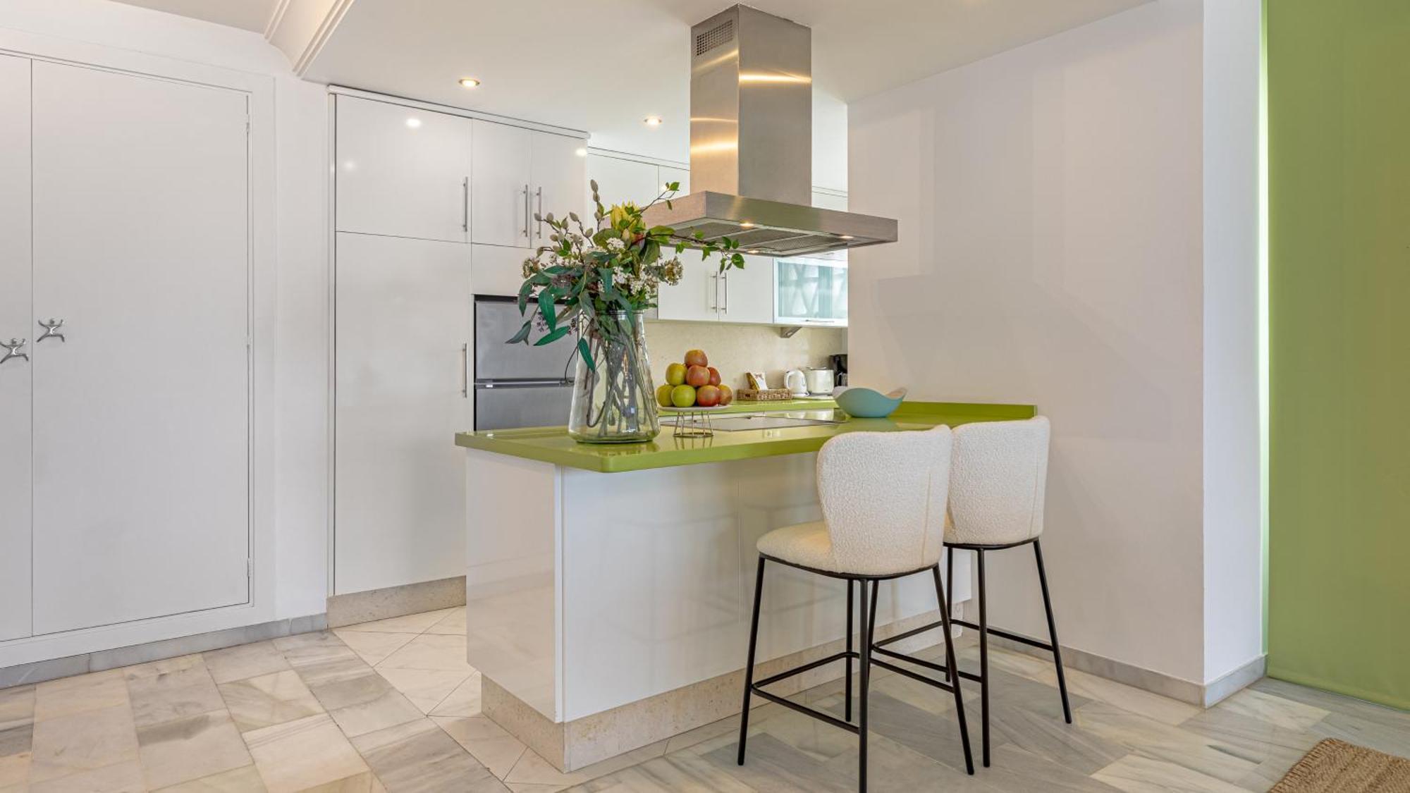 Vacation Marbella I Sea Views, 24-7 Security, Parking, Walk To Everything In Luxurious Puerto Banus Kültér fotó